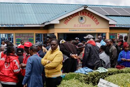 In fiamme una scuola in Kenya, morti almeno 17 bambini