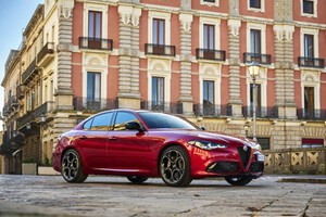 Nuove Giulia e Stelvio: acquisto, finanziamento o leasing (ANSA)