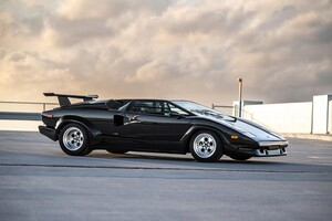 Lamborghini Countach 25th Anniversary (ANSA)