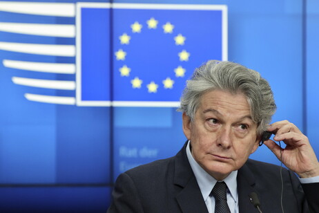 L'Ue avverte X e Meta, 'contrastate la disinformazione'