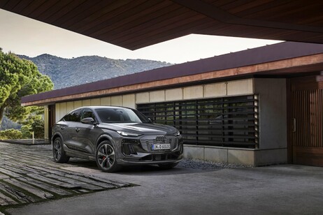 Nuova Audi Q6 Sportback e-tron