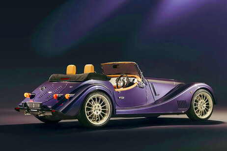 Morgan lancia Pinnacle ultima versione dell'iconica Plus Six