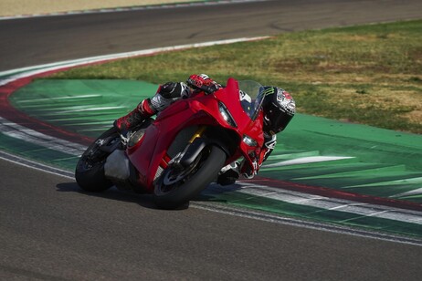 La nuova Ducati Panigale V4 sfrutta la tecnologia Bosch