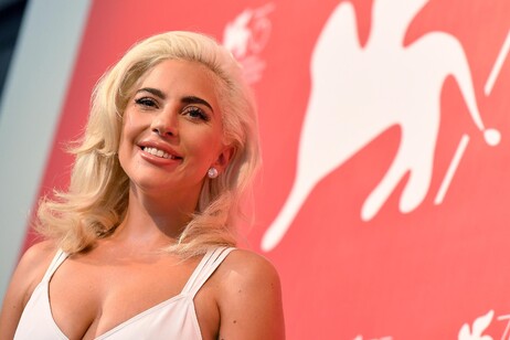 VENEZIA STELLARE, DA LADY GAGA A BRAD PITT ANNO RECORD