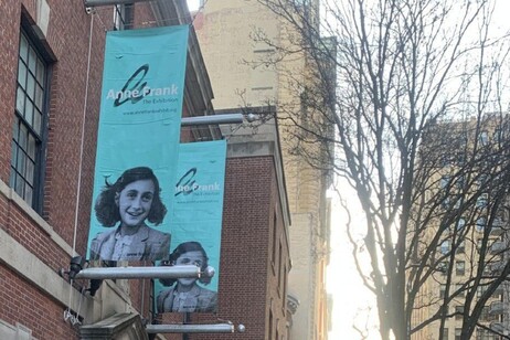 Il rifugio di Anna Frank ricreato a New York