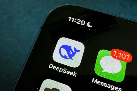 L'app cinese DeepSeek spaventa i colossi Usa dell'IA