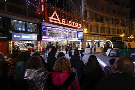 L'entrata del Teatro Ariston