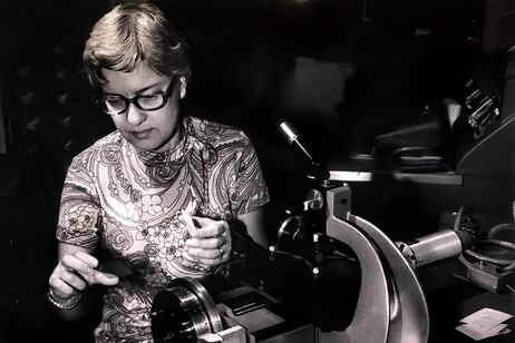 L'Osservatorio Vera Rubin ha modificato sul suo sito la biografia dell’astronoma alla quale è intitolato (fonte:&nbsp;NOIRLab/NSF/AURA via wikimedia commons)