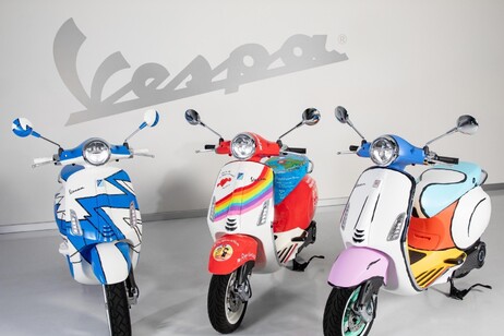 Una speciale Vespa all'asta per i Giochi Mondiali Invernali