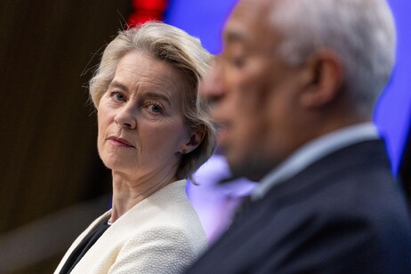 Von der Leyen: "La migliore garanzia per Kiev è il suo esercito"