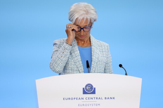 La Bce taglia i tassi di interesse di 25 punti base. Lagarde: "Tassi restrittivi finché necessario"