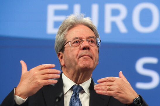 Gentiloni: "In Italia non si parli solo di tesoretti"