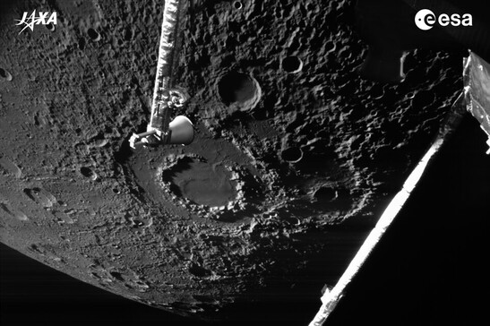 Un momento del quarto passaggio ravvicinato della sonda BepiColombo a Mercurio (fonte: Esa, Jaxa)