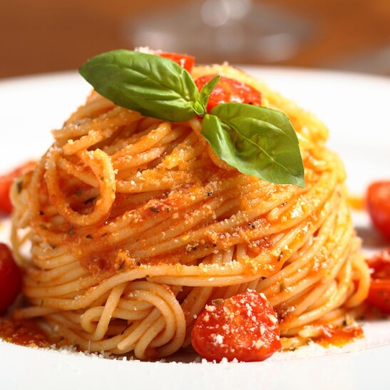 Pasta: nido spaghetti al pomodoro