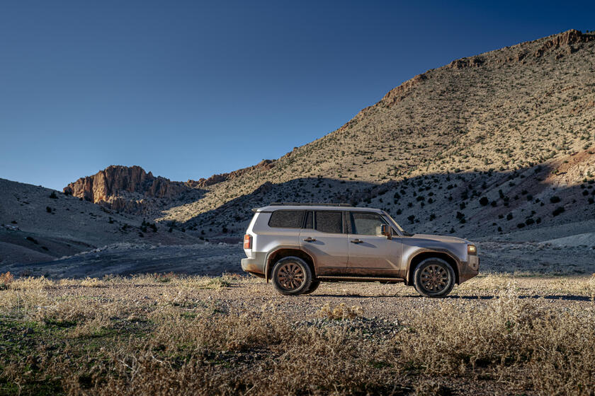 Nuova Toyota Land Cruiser