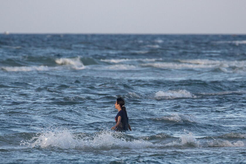 Palestinians at the beach in Rafah, southern Gaza © ANSA/EPA