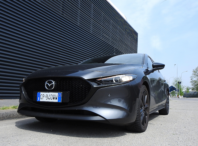 Mazda 3, Adas ed elettronica non sono mai invasivi