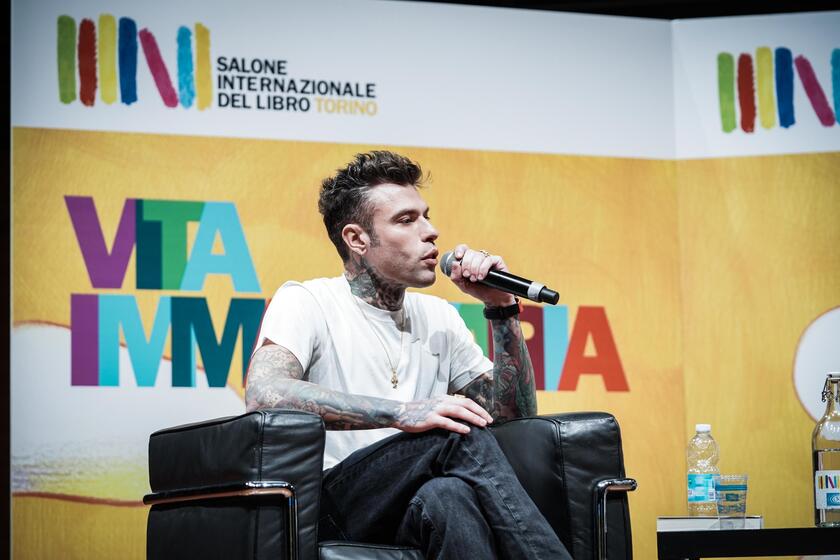 Fedez, 'Iovino? Parlano di massacro ma poi Ãù andato a ballare'