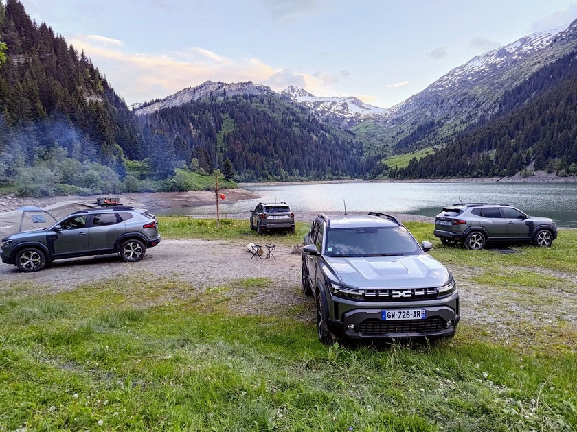 Il letto nel Suv, la prova del Pack sleep di nuovo Dacia Duster