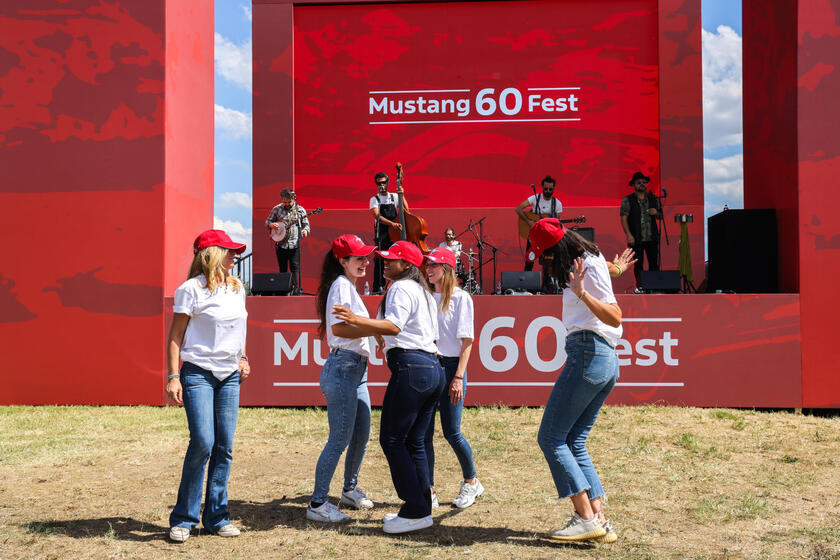 Mustang60Fest, a Modena si celebra il mito delle pony-car