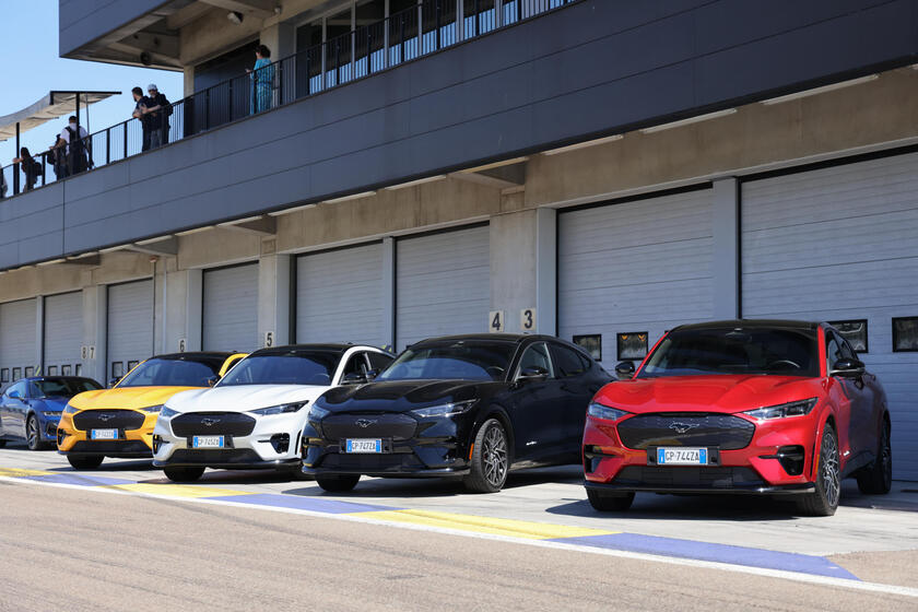 Mustang60Fest, a Modena si celebra il mito delle pony-car