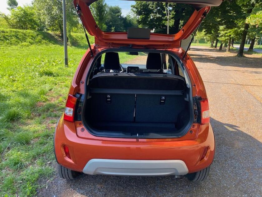 Suzuki Ignis Hybrid 1.2 Top 4wd Allgrip Bicolor