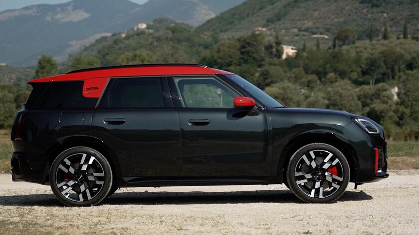 Nuova MINI Countryman John Cooper Works