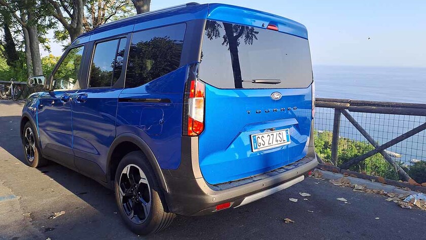 Ford Tourneo Courier