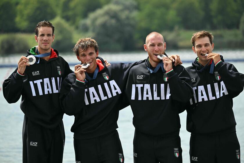 Gentili, Panizza, Rambaldi e Chiumento argento nel quattro di coppia canotaggio