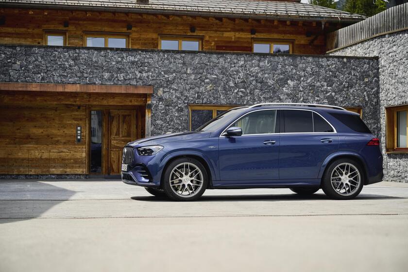 Nuova Mercedes GLE AMG 53 HYBRID 4MATIC+