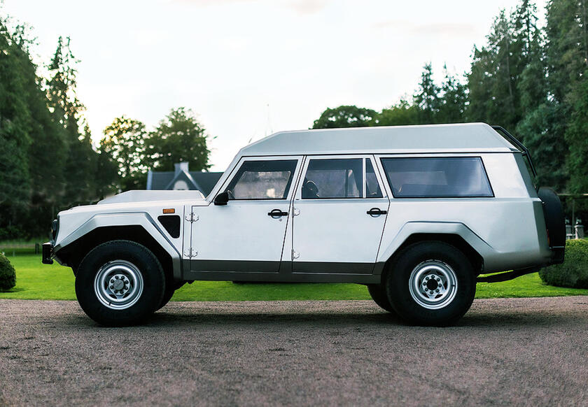 Lamborghini LM002 carrozzata wagon da Diomante