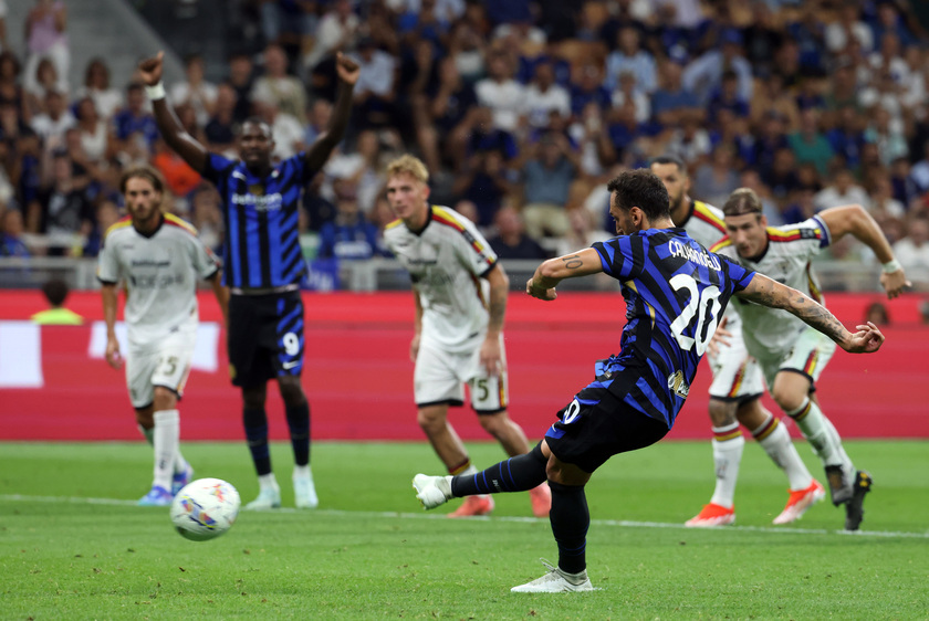 Soccer; serie A: Fc Inter vs Lecce