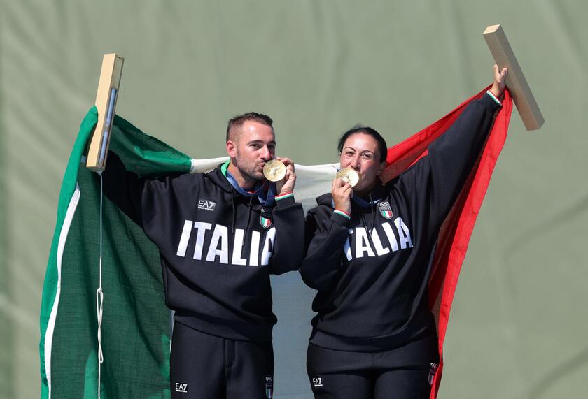 Gabriele Rossetti e Diana Bacosi, oro nello skeet misto