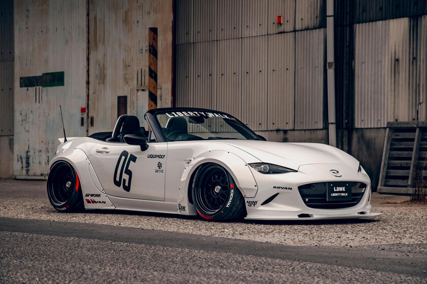 Mazda MX-5 by Liberty Walk