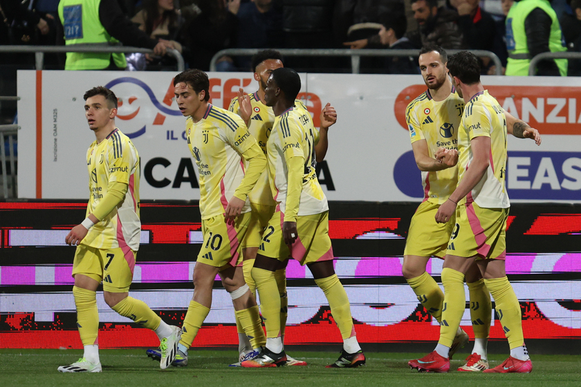 Soccer : Cagliari Vs Juventus