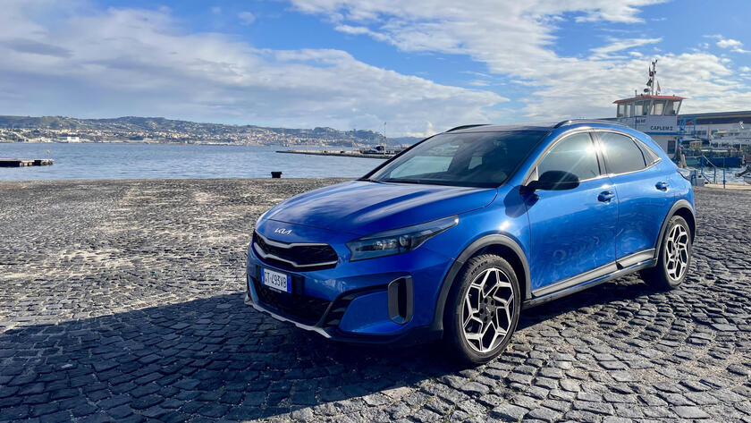 Kia XCeed, il crossover compatto che non passa inosservato