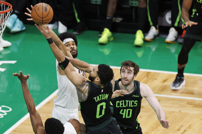 NBA - Cleveland Cavaliers at Boston Celtics