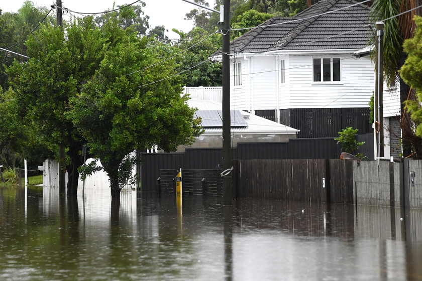 Cyclone Alfred downgraded to a tropical low