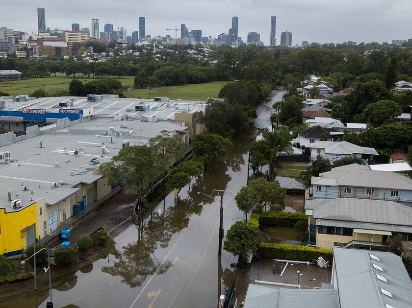 Cyclone Alfred downgraded to a tropical low