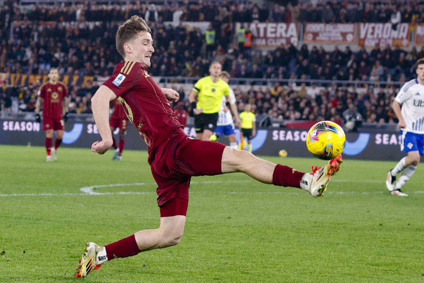 Serie A soccer match - AS Roma vs Como 1907