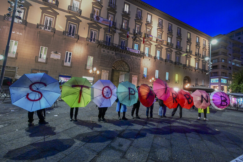 - RIPRODUZIONE RISERVATA