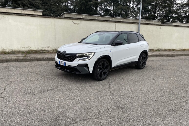 Renault Austral esprit Alpine, Dna sportiveggiante - RIPRODUZIONE RISERVATA