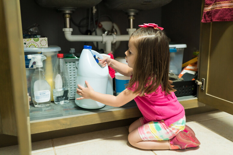 In 15 anni +91% gli incidenti dei bambini da ingestione di oggetti - RIPRODUZIONE RISERVATA