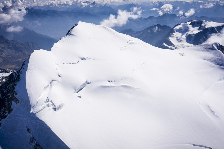 The Corbassièr glacier (credit: CNR, Ca’ Foscari University/Riccardo Selvatico) -     RIPRODUZIONE RISERVATA