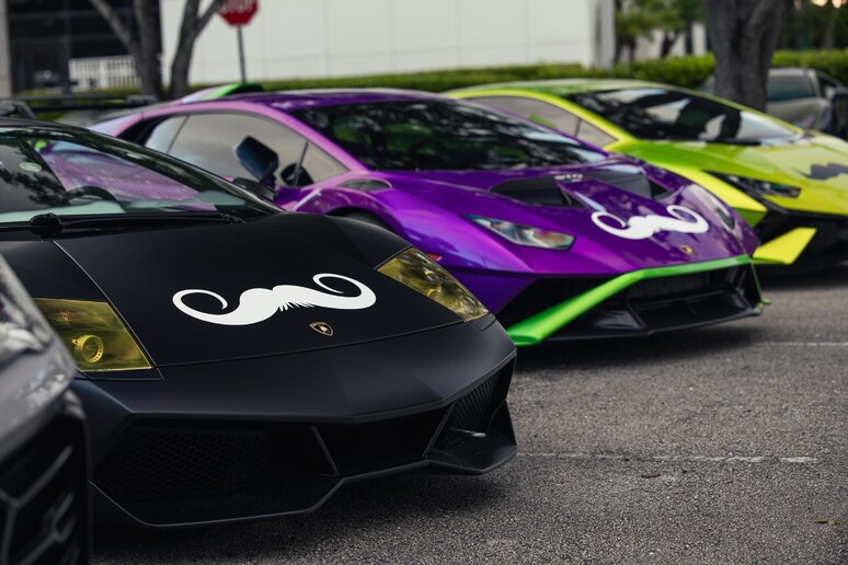 Lamborghini: a novembre iniziative per sostenere Movember - RIPRODUZIONE RISERVATA