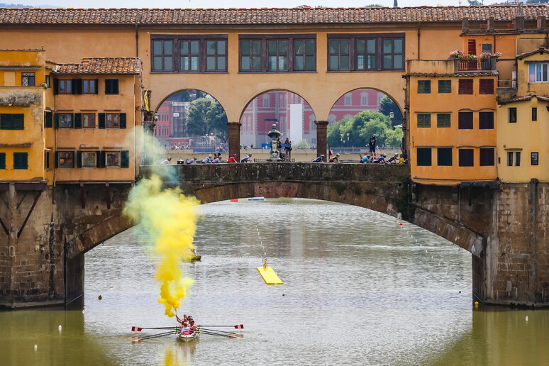 La prima tappa del Tour de France a Firenze - RIPRODUZIONE RISERVATA