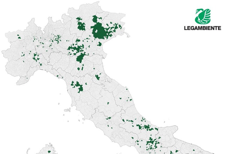 - RIPRODUZIONE RISERVATA