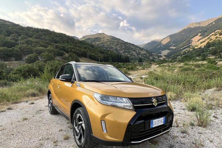 Suzuki Vitara Hybrid 4WD: Suv concreto e sempre alla moda - RIPRODUZIONE RISERVATA