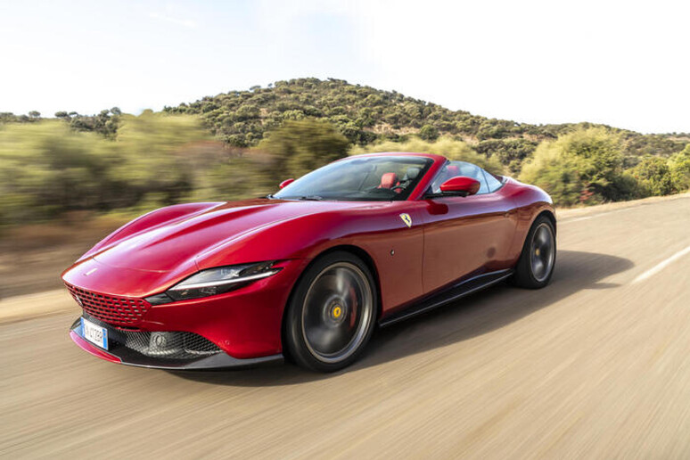 Ferrari premiata per il design al Salone di Torino - RIPRODUZIONE RISERVATA