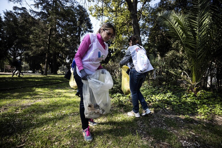 - RIPRODUZIONE RISERVATA